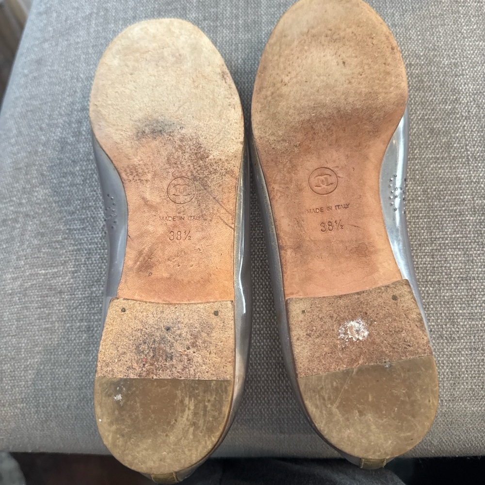 CHANEL Gold and Clear Mesh Cap-Toe Ballet Flats - Picture 3 of 7